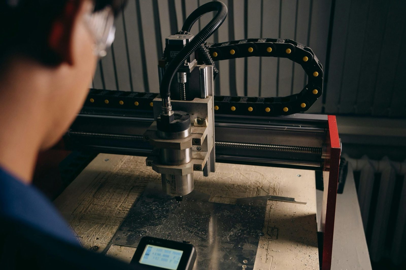 Automation and Efficiency: How CNC Routers Increase Production Output
