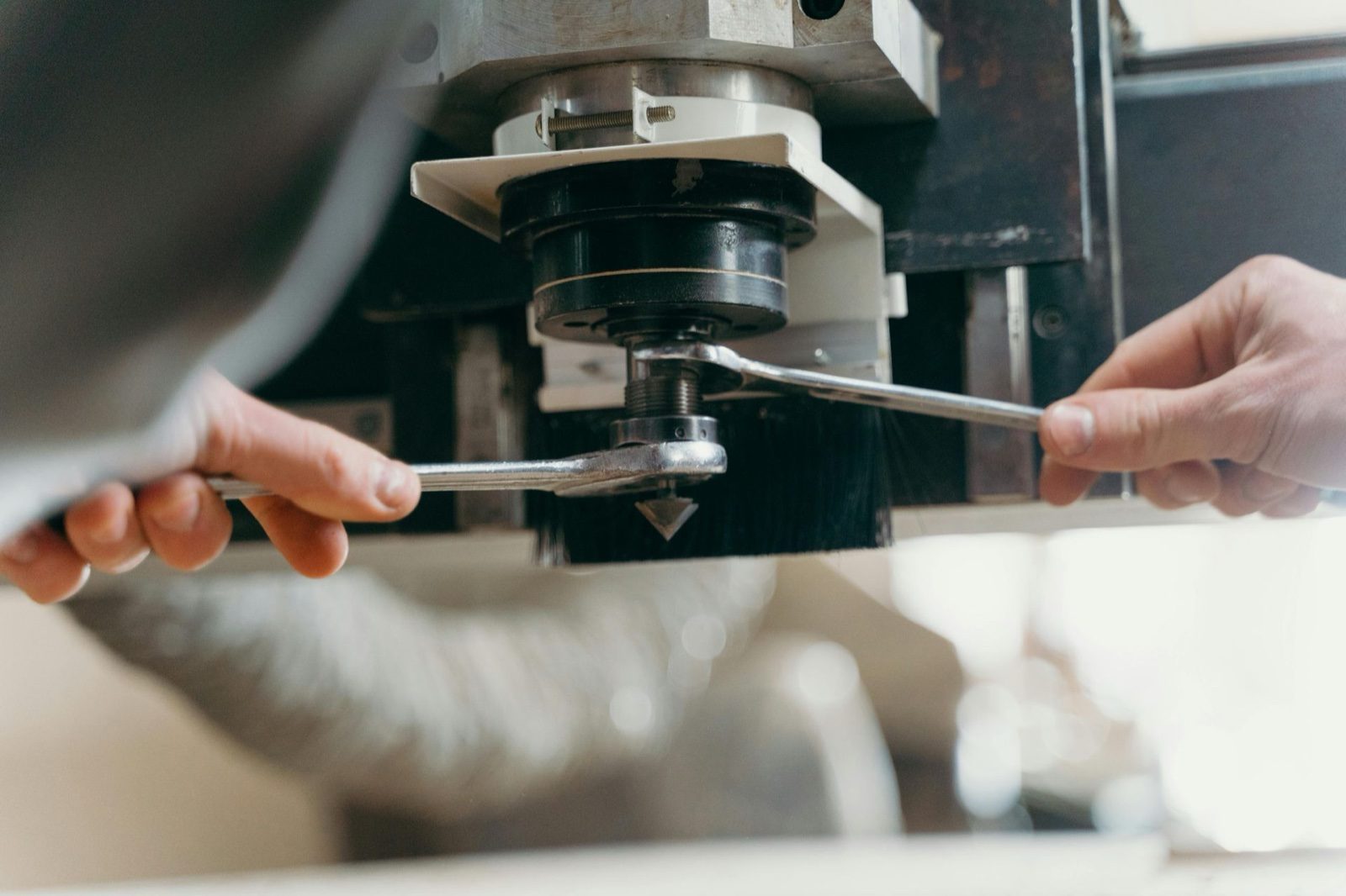Keep Your CNC Router Humming: The Ultimate Maintenance Guide
